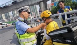 郑州爆料交警事件视频,冲突瞬间引发社会关注